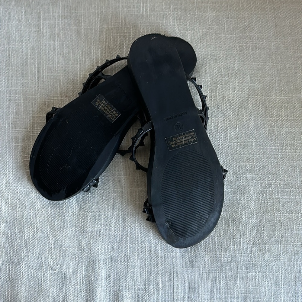 Madden Girl Spike inspired sandles - Picture 3 of 3